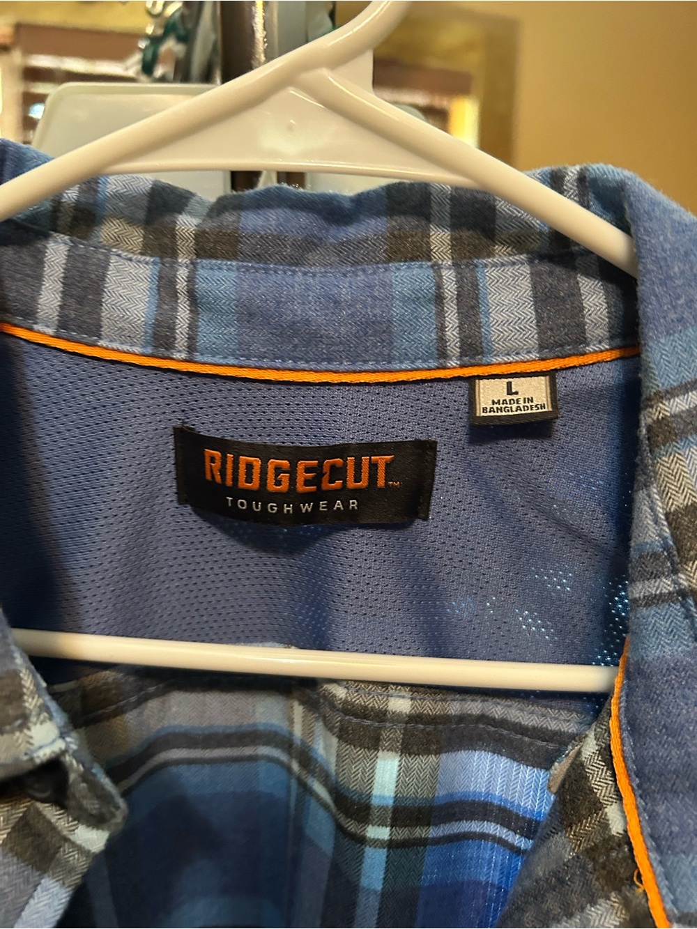 Ridgecut Blue Plaid Men's Casual Button-Down Shirt - Picture 3 of 3